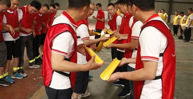 特驅(qū)飼料事業(yè)部總經(jīng)理拓展培訓(xùn) 開(kāi)啟“新思維 新起點(diǎn)”破冰之旅！